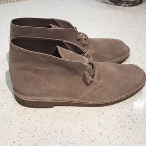 EUC Men’s Clark Dessert Boots Size 10M